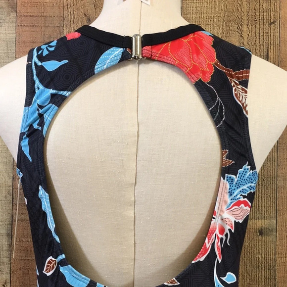 Walk On Beach Swimwear Womens Large Black Blue Floral Keyhole Back One Piece - Picture 7 of 13